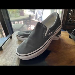 Vans slip on